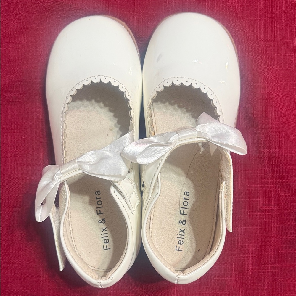 Girls' White Bow Mary Jane Shoes